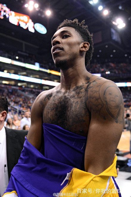 凯恩vs斯图加特全场数据：出战30分钟，射门4次进3球（凯恩对阵斯图加特：30分钟4射3中，全场数据速览）