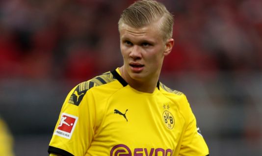 佩工：建议足球比赛使用后场违例规则，球过中线不能回传（佩工建议引入后场违例：过中线不得回传）