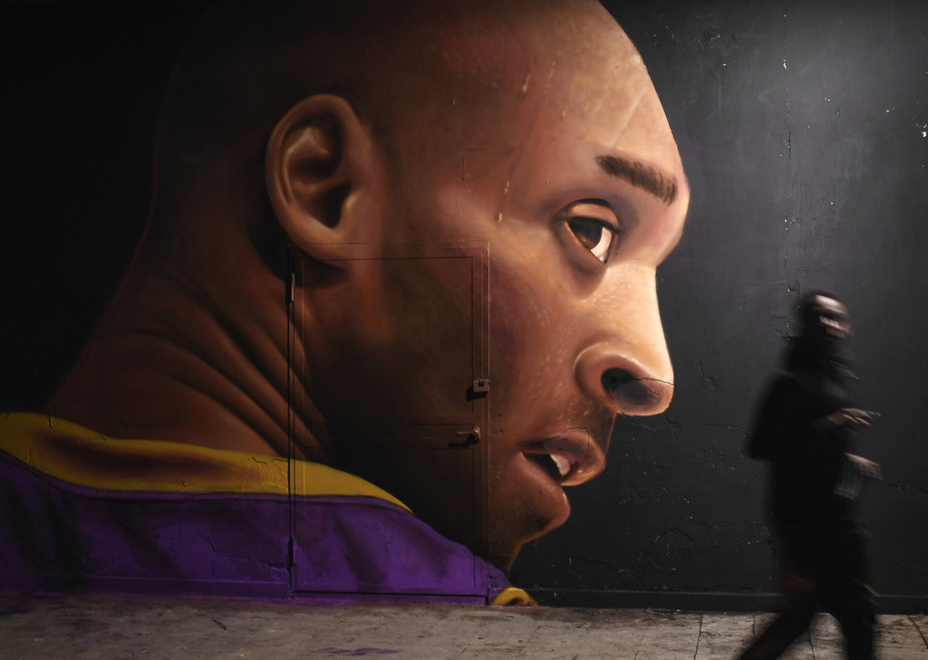 曼联英超14轮1-1战平西汉姆联，近5轮仅胜1场，阿莫林执教遇质疑，防守问题突出。（英超第14轮曼联1-1西汉姆，近5场仅一胜，阿莫林承压，防守短板明显）