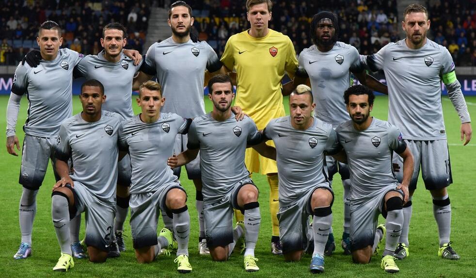 姆希塔良：比赛应该是平局，但主裁决定判罚一粒不存在的点球（姆希塔良：这场比赛本应战平，主裁却判了并不存在的点球）