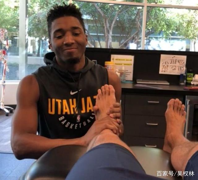 贝恩本场得到37分，并列NBA杯淘汰赛历史第三高分（贝恩单场37分，追平NBA杯淘汰赛历史第三高纪录）