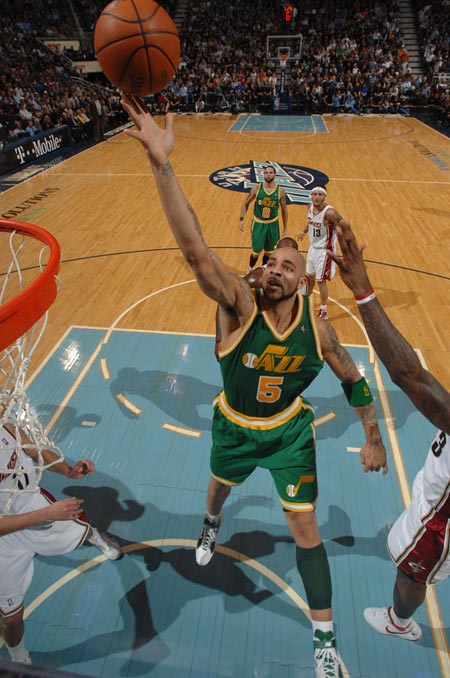 《在场外》视频栏目｜从北京女足夺冠说起（《在场外》视频栏目：从北京女足登顶聊起）