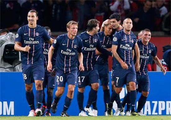 托尼：前锋不应在无意义的跑动上浪费精力，而是更专注于进球（托尼：前锋应减少无谓跑动，把精力用于进球）