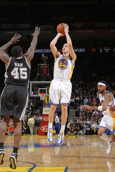 NBA焦点战：湖人客场逆转掘金,（湖人客场完成逆转，力克掘金）