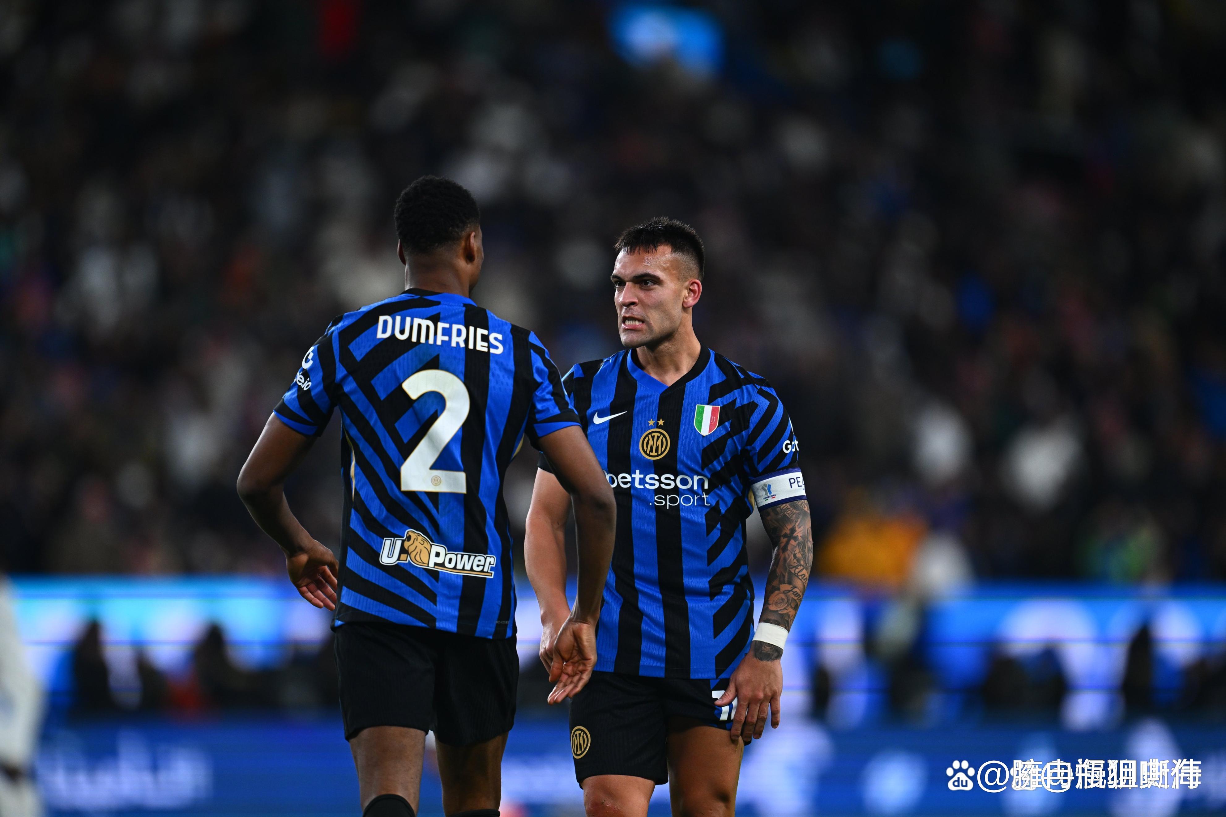 萨拉赫C罗面临相似十字路口，无法接受境遇的巨星将如何抉择？（萨拉赫与C罗同处抉择关口：不甘现状的巨星将走向何方？）