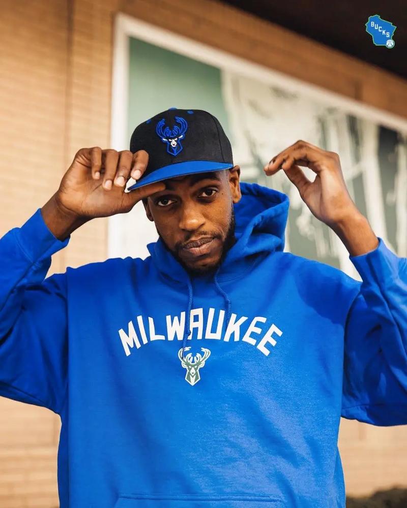 意甲战报：波雷利梅开二度，卡利亚里3-3战平热那亚（意甲：波雷利双响，卡利亚里与热那亚3比3握手言和）